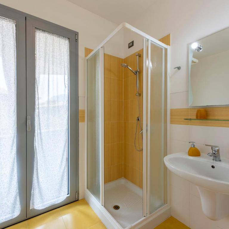 Rosy & Onyx House With Shared Pool - Apartment with Balcony - 5