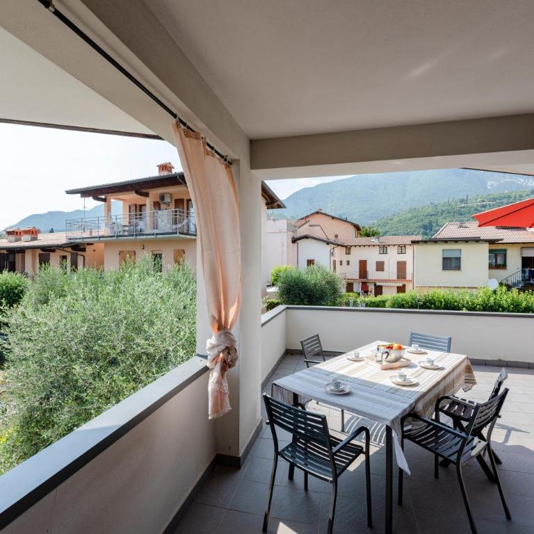 Rosy & Onyx House With Shared Pool - Apartment with Balcony - 15