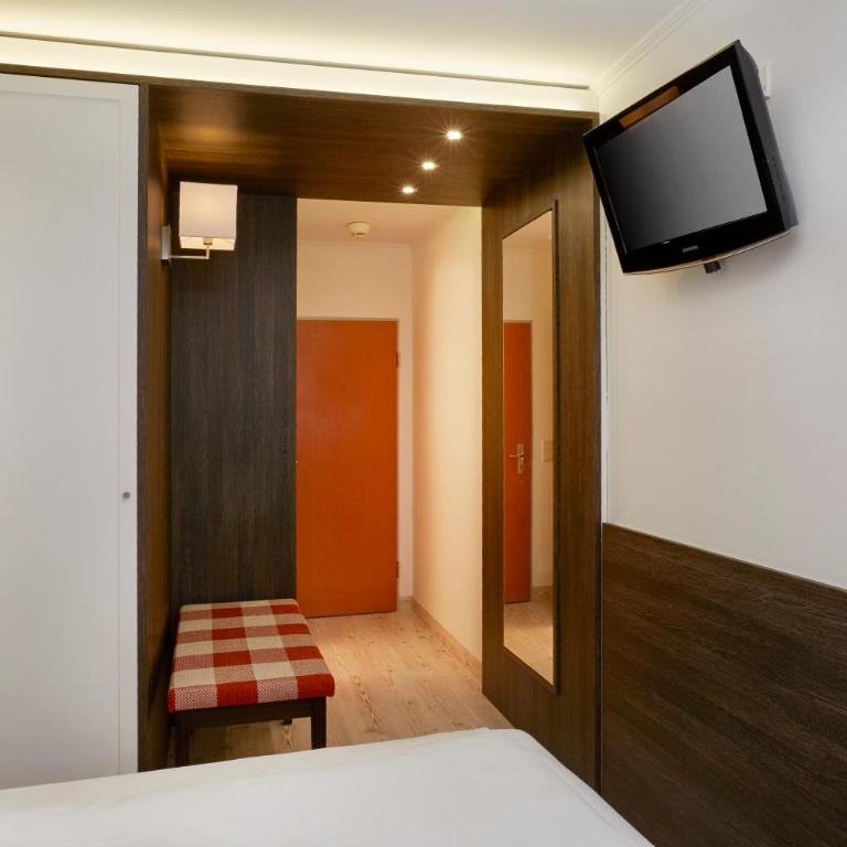 Sunday Hotel Nürnberg - Chambre Double Confort - 4