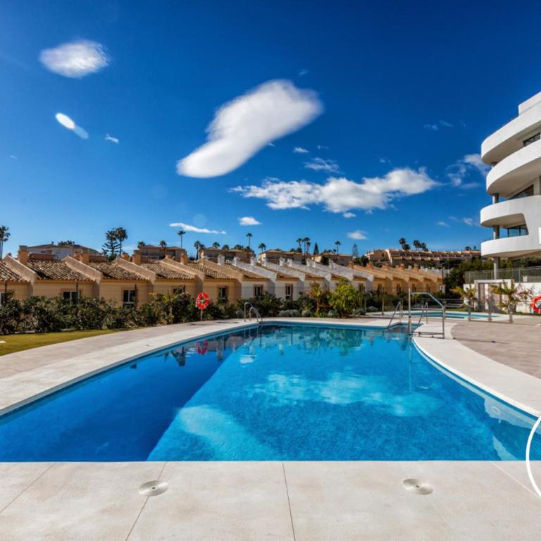 ViVi Homes - Emerald Pool, Sea View, Gym & Sauna - Apartamento con vistas al mar - 2