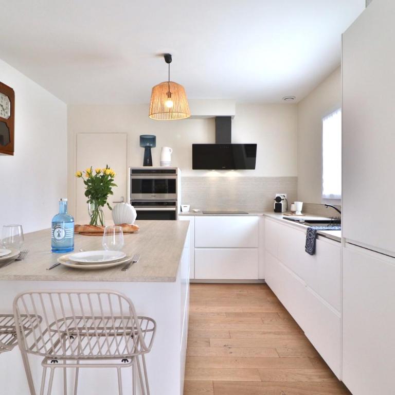 Kerlaouen - Maison avec jardin et spa - 5 min plage Carnac - Five-Bedroom House - 4