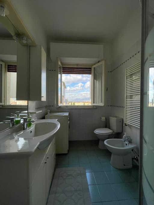 Attico ampio e luminoso con terrazza panoramica - Appartamento con 2 Camere da Letto e con Vista - 19