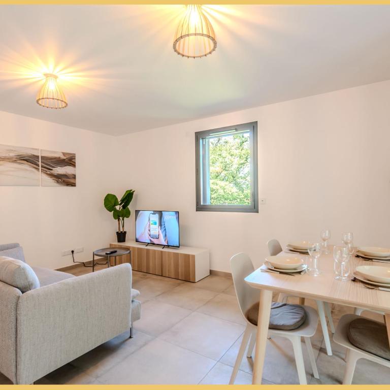 Chez Daniel I T2 I Collonges - Appartement 1 Chambre - 9