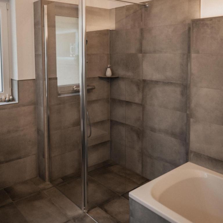 Gutzeit-Appartements mit privater Infrarotkabine - Apartment mit 2 Schlafzimmern und Dusche - 9