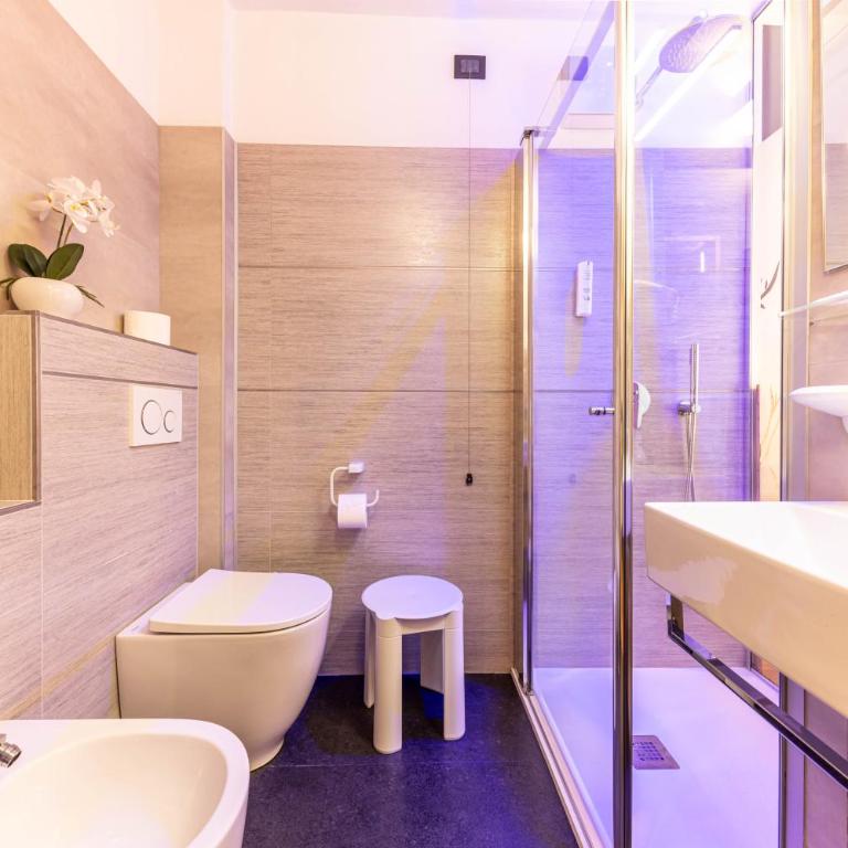 Hotel La Perla - Large Double Room - 3