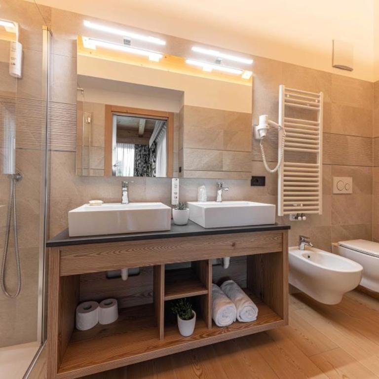 Hotel La Perla - Suite with Sauna - 1
