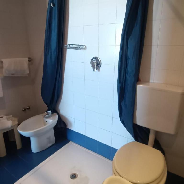 Hotel Fortuna - Camera Standard Doppia con Letti Singoli - Accesso Disabili - 5
