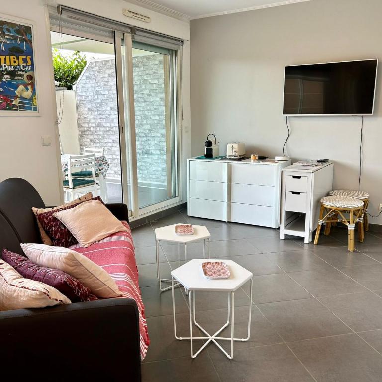 Joli studio climatisé avec Jardin dans résidence avec piscine mecalineloc - Monolocale Matrimoniale Deluxe - 4
