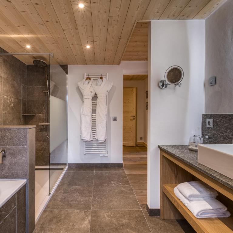 Flocons de Sel - Relais & Chateaux - Suite 2 Chalet des Allobroges - 4