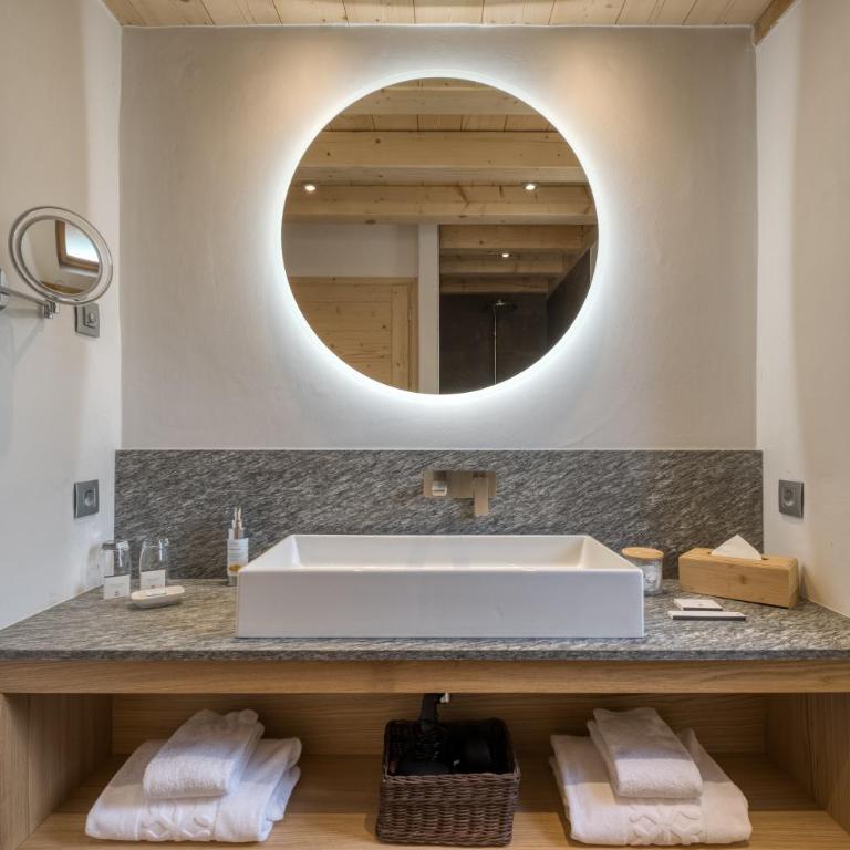 Flocons de Sel - Relais & Chateaux - Suite 4 Chalet des Allobroges - 1