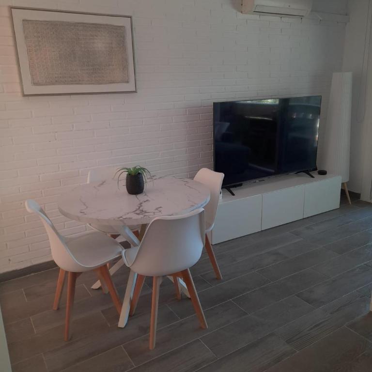Precioso apartamento recien reformado en Cap Salou Only Families - Apartamento de 2 dormitorios - 14