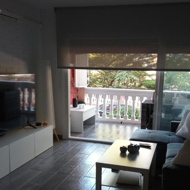 Precioso apartamento recien reformado en Cap Salou Only Families - Apartamento de 2 dormitorios - 9