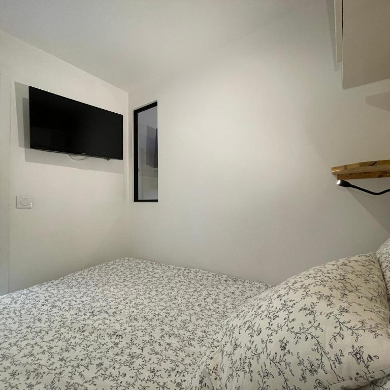 Homency - Résidence La Meije 5 - Two-Bedroom Apartment with Balcony - 3