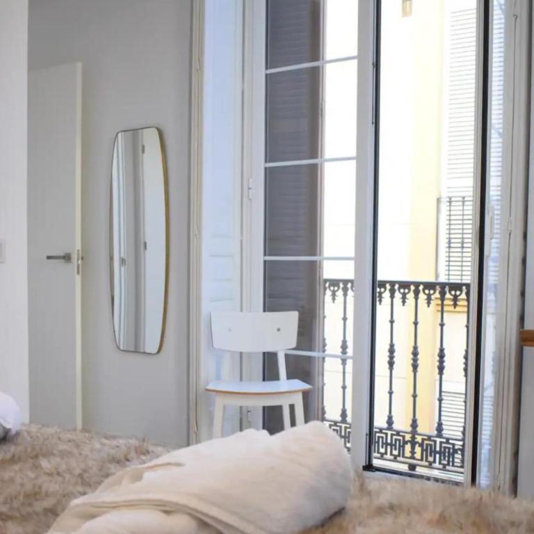 Holidays2Malaga Azucena Old Town - Apartment with Balcony - 9