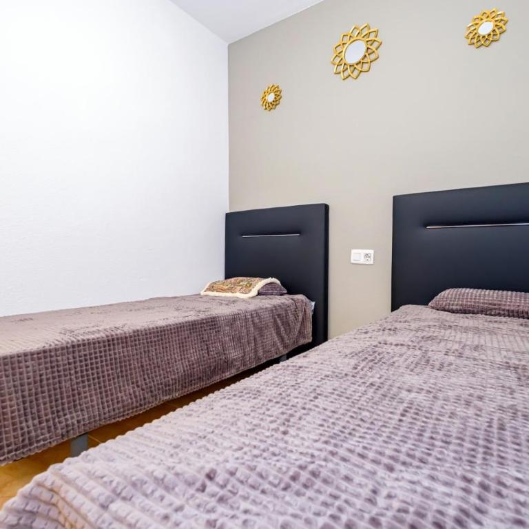 Jose Hurtado ID202 - Two-Bedroom Apartment with Pool View - 18