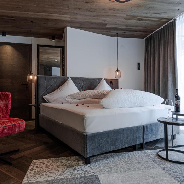 Hotel Alpina - Junior Suite mit Balkon - 2