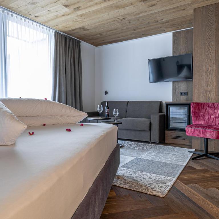 Hotel Alpina - Junior Suite mit Balkon - 3