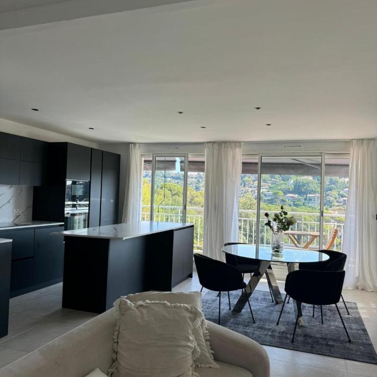Luxueux appartement 3 pièce - Apartment mit 2 Schlafzimmern - 1