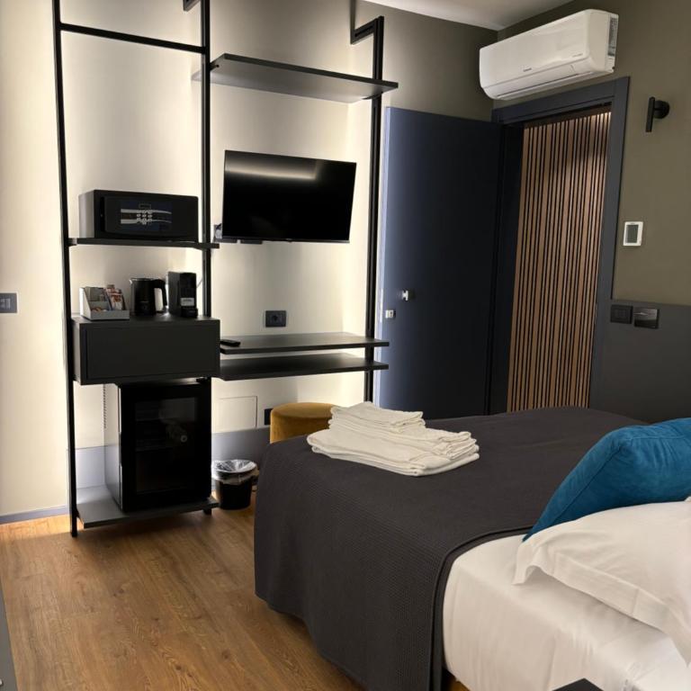 Levelup - Standard Double Room - 3