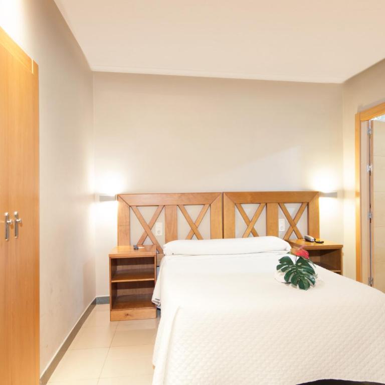 Atenas Granada - Double or Twin Room - 1