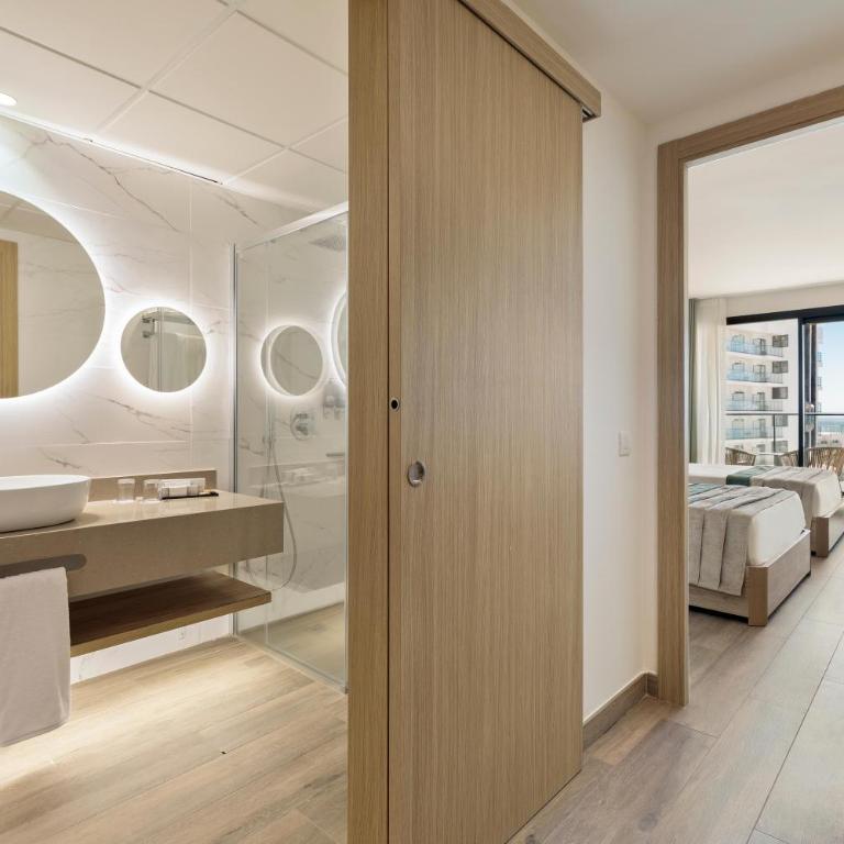 Hotel Best Triton - Habitación Doble Deluxe (2 adultos) - 2 camas - 7