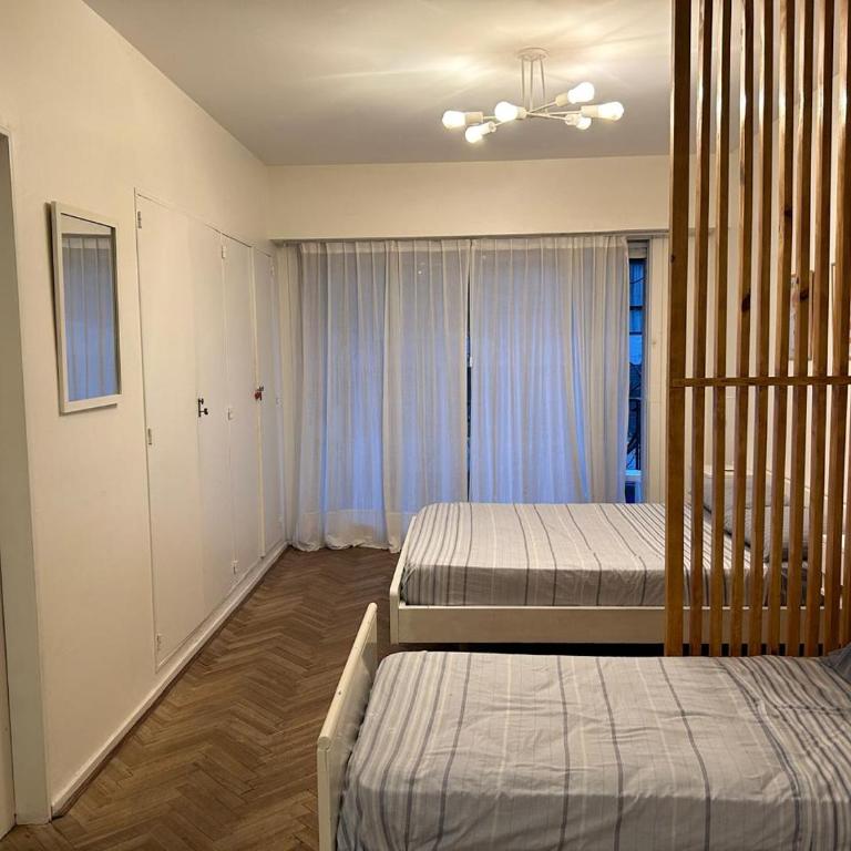 Amplio Studio divisible, zona Movistar Arena y cerca de Palermo, 4 pax - Apartamento Loft de 1 dormitorio con balcón - 4