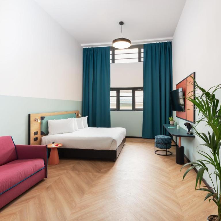 CX Milan Bicocca - Deluxe Double Room with Extra Bed - 1