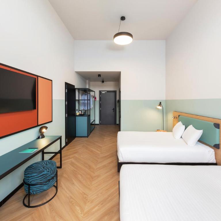 CX Milan Bicocca - Queen Room with Two Queen Beds - 1