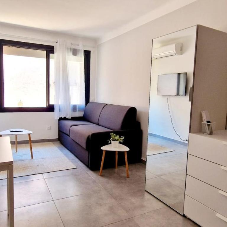 2 Le Saint Joseph Studio in City Center with AC - Studio - 1
