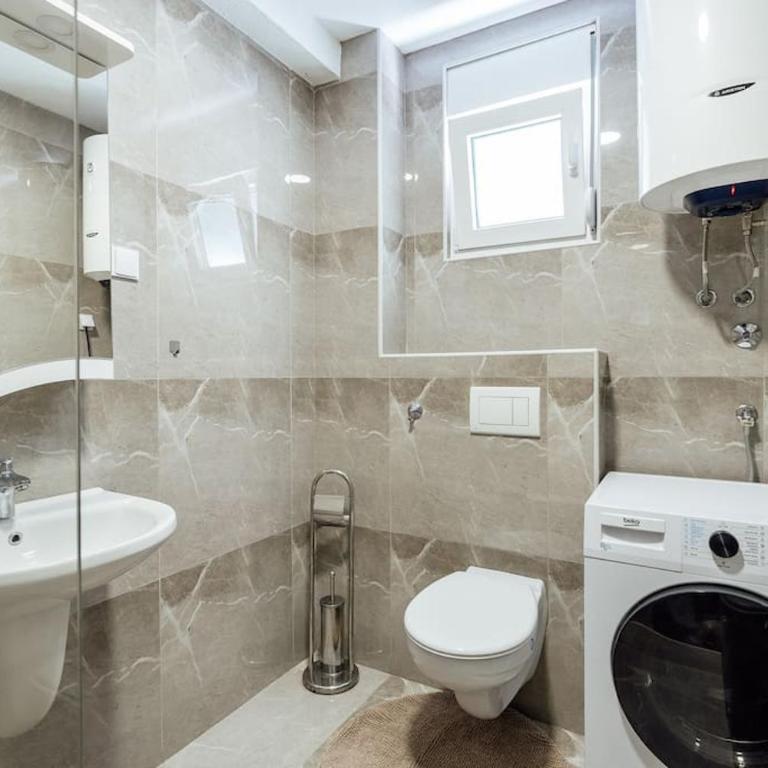 Luka 17 - Two-Bedroom Apartment - 5