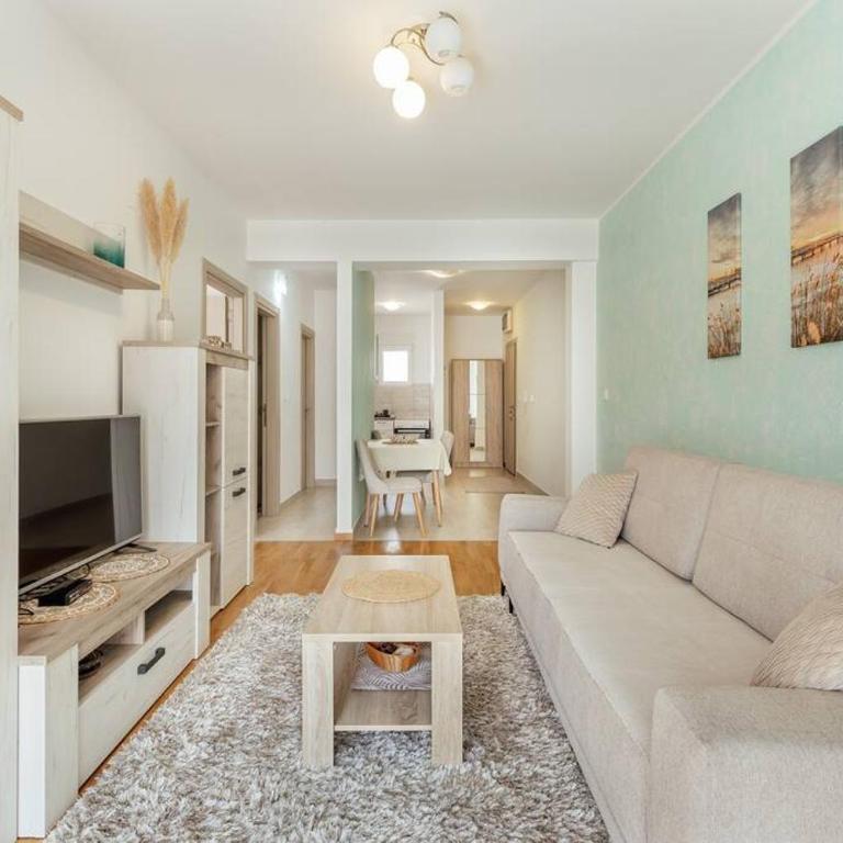 Luka 17 - Two-Bedroom Apartment - 15