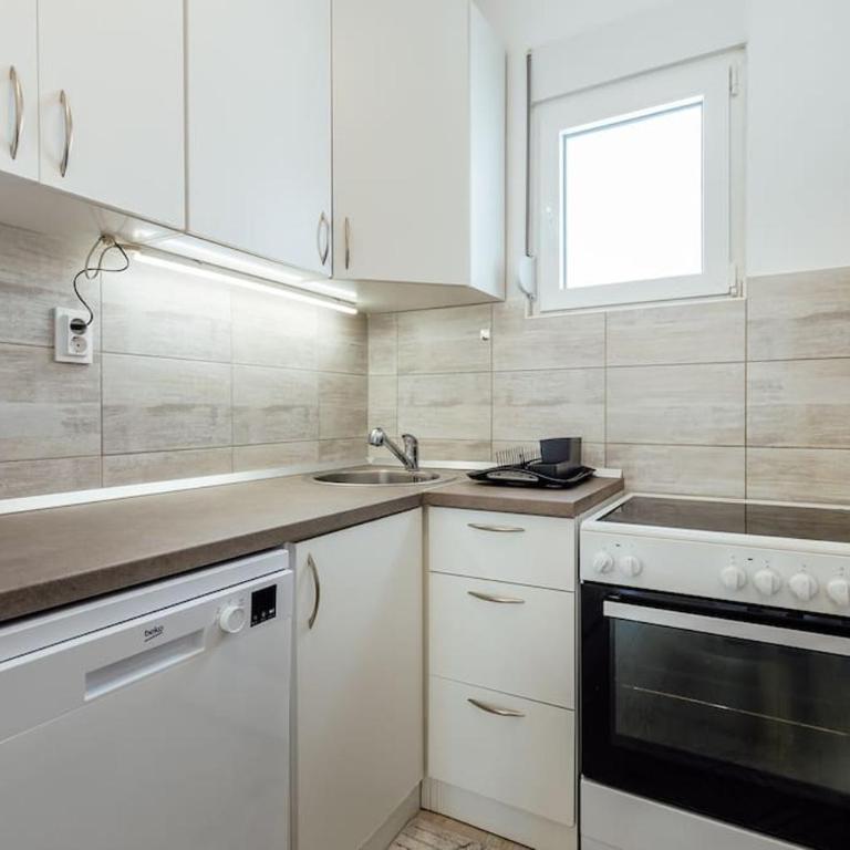 Luka 17 - Two-Bedroom Apartment - 16