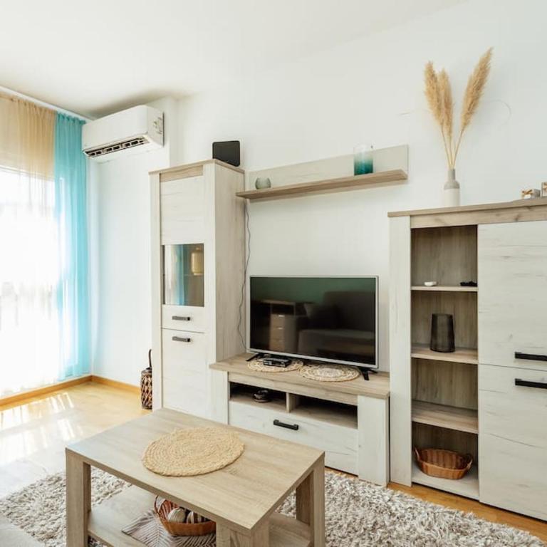 Luka 17 - Two-Bedroom Apartment - 22