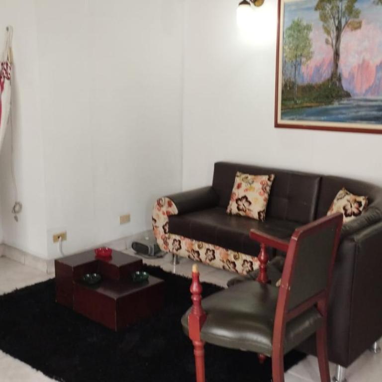 Cerca a Parque Nariño - Apartamento de 2 dormitorios - 4