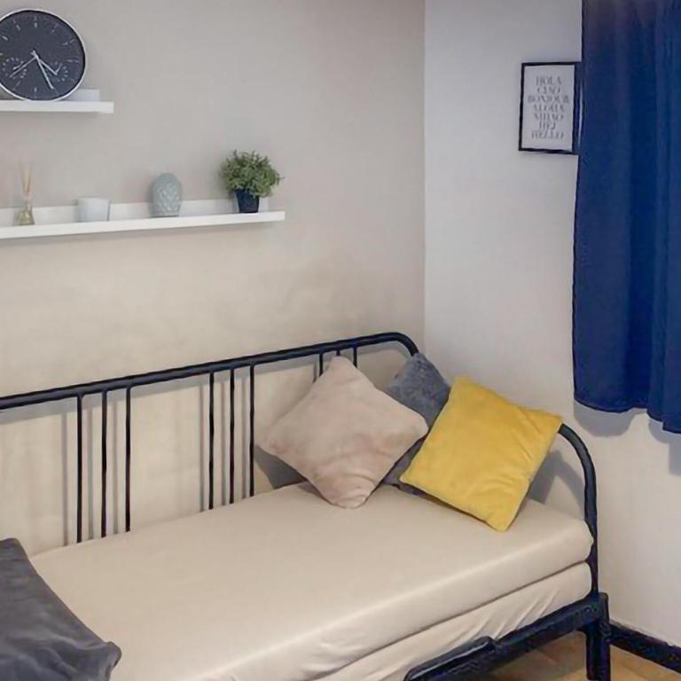 1 Bedroom Lovely Apartment In Moneglia - One-Bedroom Apartment - 5