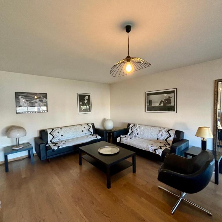 Hastings, apt 2 chambres hyper centre de Deauville avec parking - Appartamento con 2 Camere da Letto - 1