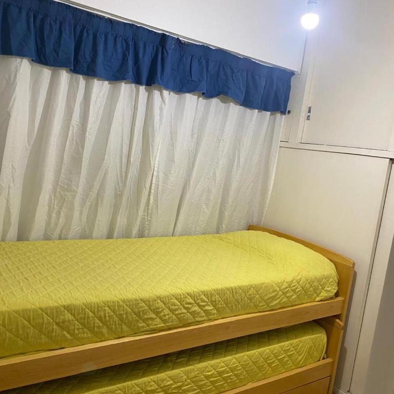 Departamento excelente, 3 ambientes en Caballito, balcón a la calle 4 personas - Apartamento de 2 dormitorios - 7