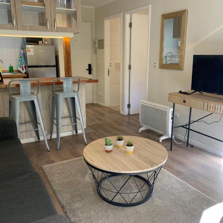 Departamento cercano al Volcan y Centro de Pucon - Deluxe One-Bedroom Apartment with Garden View - 3