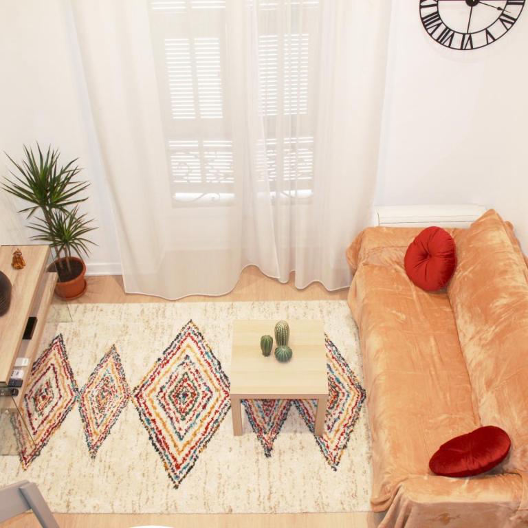 Lofty - Massena sq - 5 min walk Beach - Appartement - 13