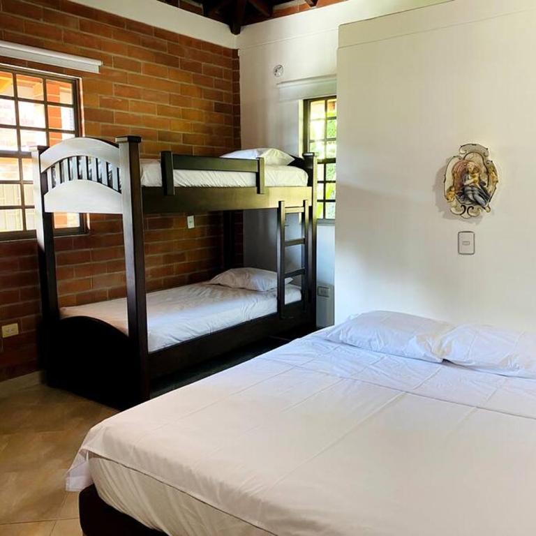 Finca con Piscina y Jacuzzi Privado - Villa de 3 dormitorios - 13