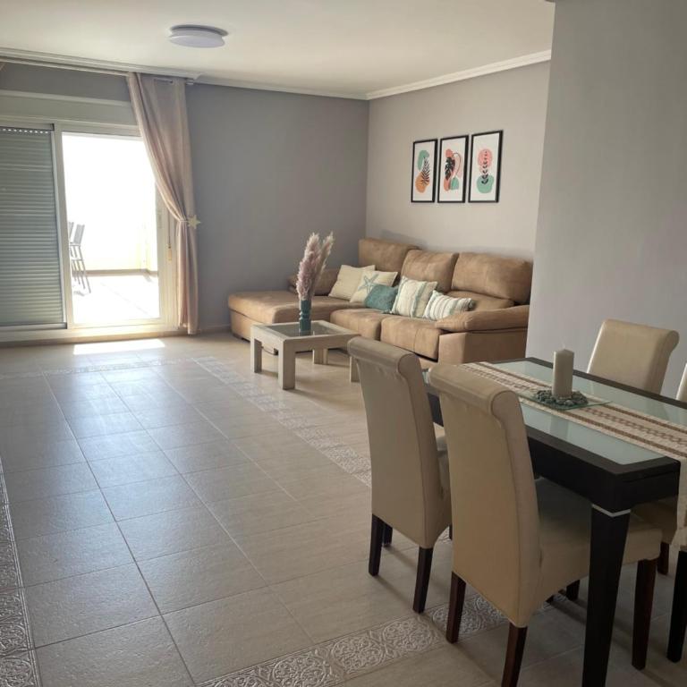 APARTAMENTO ROMANILLA FRENTE AL MAR - Two-Bedroom Apartment - 6
