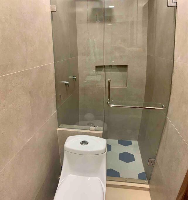 Apartamento Moderno a mins de la Playa y Malecón - Apartamento de 2 dormitorios - 9