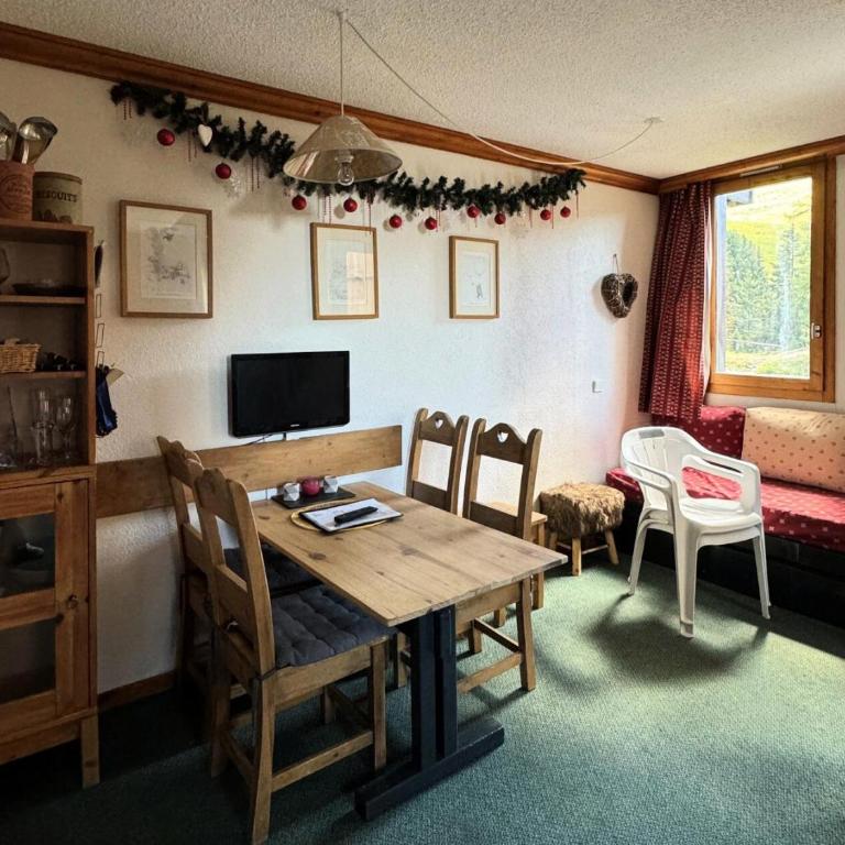 Résidence Aigue-marine - Studio fonctionnel · Skis aux pieds · Balcon MAE-3786 - Estudio - 4