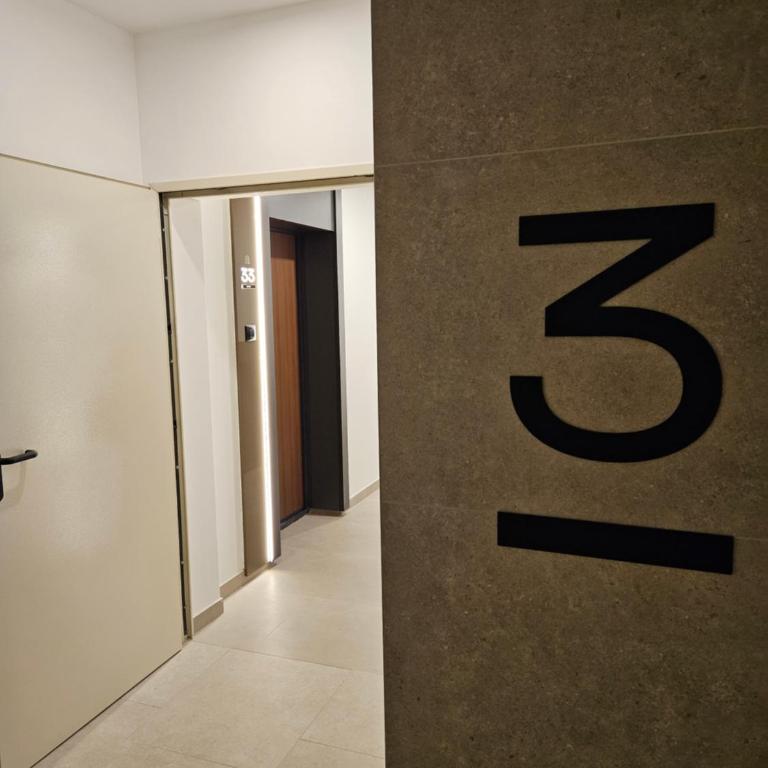 Palata - One-Bedroom Apartment - 2