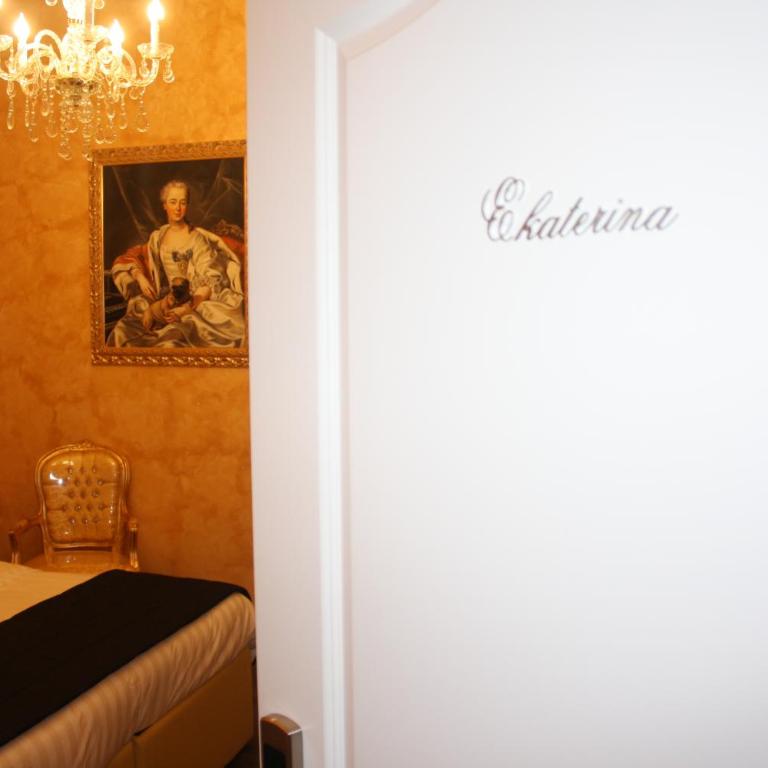 Pope's Suites - Junior Suite - 5