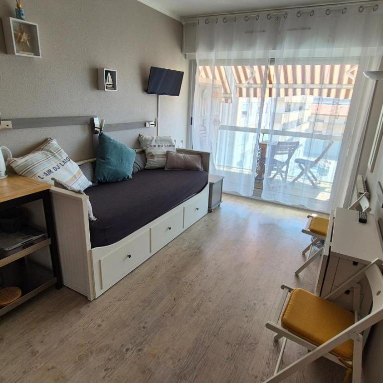 Studio belle vue, calme, balcon et parking - Appartamento con 1 Camera da Letto - 2