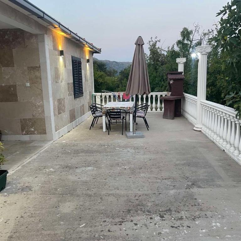 VILA Mersi - Vila sa 3 Spavaće Sobe - 1