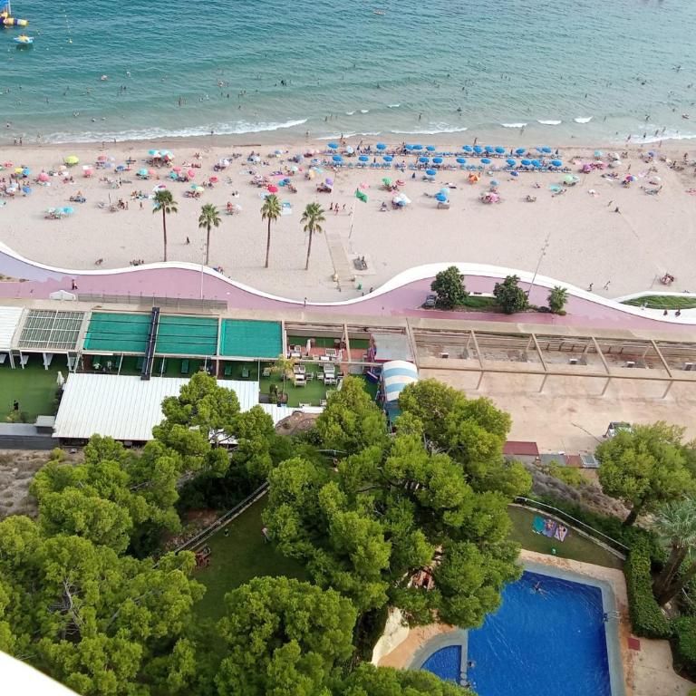 NUEVO APTO BALCON DE PONIENTE 1 A LÍNEA PLAYA TORRE 2 LUXE SM CON AIRE, PISCINA,JAR VISTAS ESPECTACULARES AL MAR De BENIDORM - Apartamento de 2 dormitorios - 16