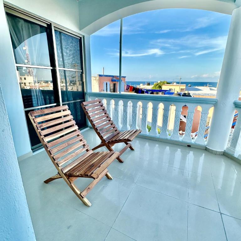 Spacious 3-story private house with ocean view - Five-Bedroom House - 31