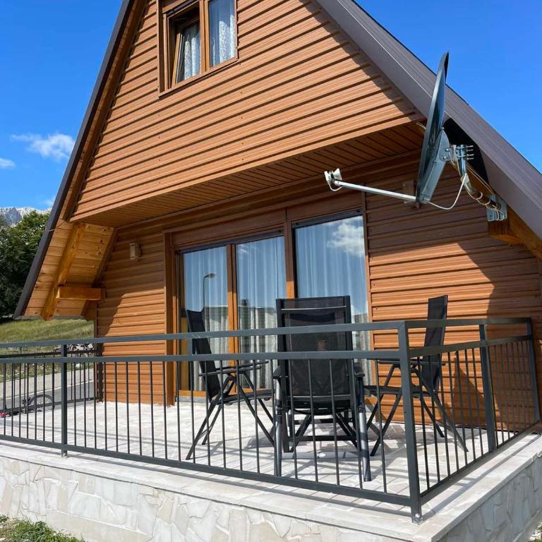 Snowflake - Two-Bedroom House - 4